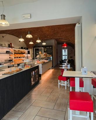 Arredamento completo bar/panetteria