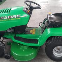 trattorino tagliaerba JOHN DEERE HP 15