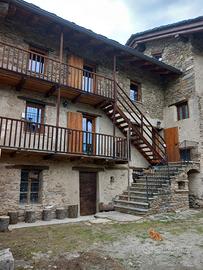 Due mini appartamenti in Valle Maira