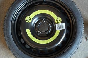 Routino di scorta 125/70 R19 + cric e accessori 