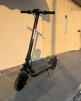 Monopattino elettrico Ducati Pro II evo