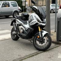 Honda xadv 750