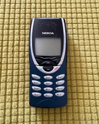 Telefono Nokia 8210