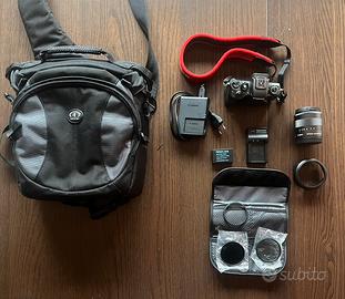 Canon EOS M5 + 18–55 IS STM + Filtri HOYA + Borsa