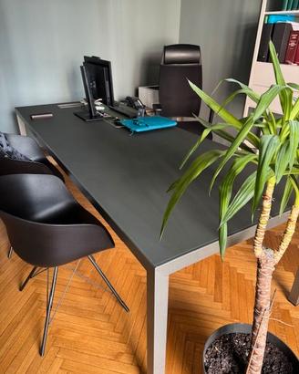 Scrivania da ufficio e cassettiera - COME NUOVE