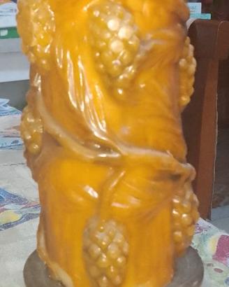 Candela decorativa vintage con supporto in legno