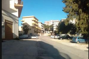 Locale in via brig. Nastasi - via Verona