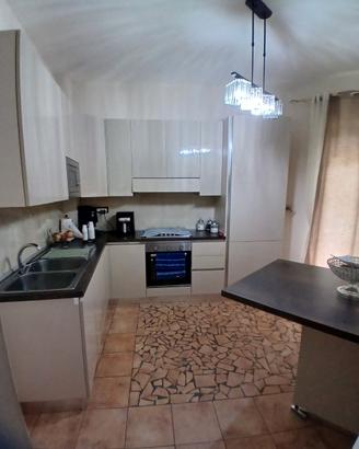 cucina con snack