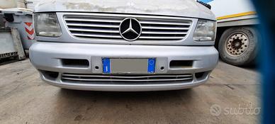 MERCEDES-BENZ VITO 2001 - PARAURTI ANTERIORE