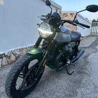 Moto Guzzi V7 III - 2022