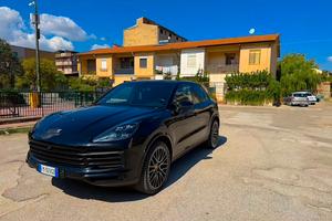 PORSCHE CAYENNE 3.0