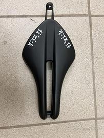 Sella Triathlon fizik