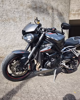 Triumph Street Triple 765 RS