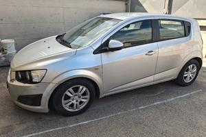 chevrolet aveo 2012