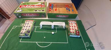 Gioco Subbuteo con due squadre Inter e Milan