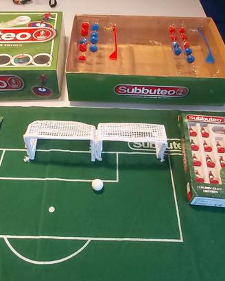 Gioco Subbuteo con due squadre Inter e Milan
