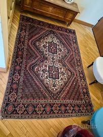 tappeto persiano/orientale stile tribale