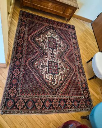 tappeto persiano/orientale stile tribale