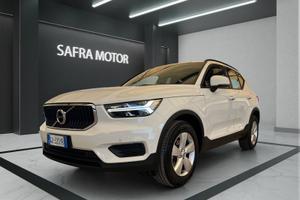 Volvo XC40 D3 Momentum Core N1