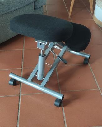 Sgabello ergonomico KREA