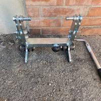 kit attrezzi sotto sella BMW e cavalletto centrale