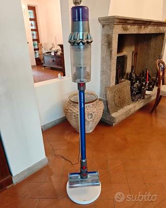 Titolo: Dyson V11 + Docking Station Originale