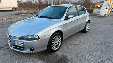 Alfa Romeo 147 1.6 Benzina