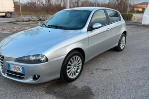 Alfa Romeo 147 1.6 Benzina