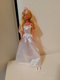 Barbie in abito da sposa