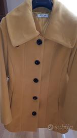 Cappotto giallo tg 44 aderente 