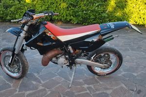 Aprilia 125 motard  2 tempi del 2004