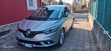 Renault scenic 1.5 diesel energy bose