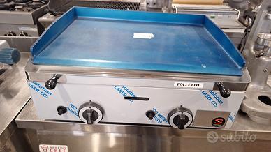 Fry top liscio da banco in acciaio inox.