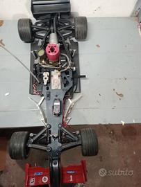 Ferrari kyosho F2004 a scoppio 
