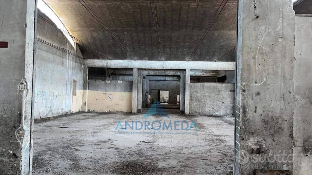 Immobile di 5800 m² a Latina - Vista 3