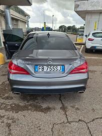 mercedes CLA 220d AMG berlina 
