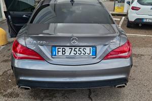 mercedes CLA 220d AMG berlina 