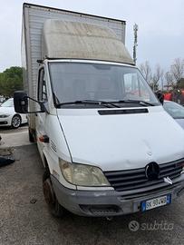 FURGON Mercedes-Benz Sprinter