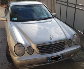 MERCEDES Classe E (W/S210) - 2000