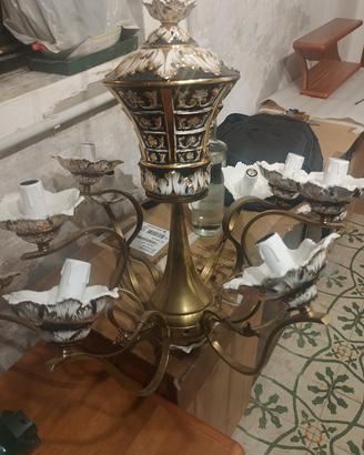 lampadario vintage in ceramica e ottone