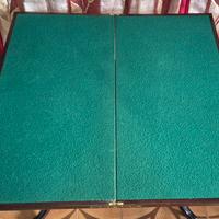 tavolo da  gioco  in legno 