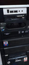 PC Fisso AMD quad core 8GB RAM Windows 10 64bit