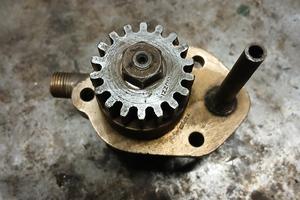 pompa olio moto guzzi