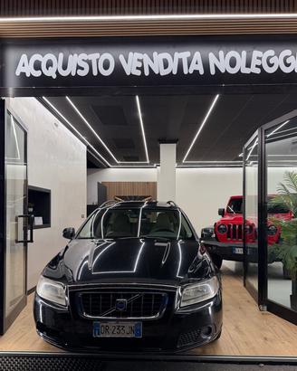 Volvo V70 2.4 D5 AWD Momentum