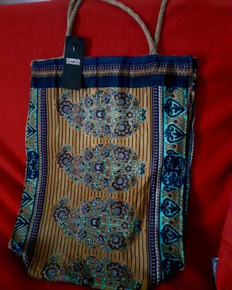 Borsa etnica in seta
