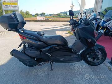 Yamaha X-Max 400 IRON MAX