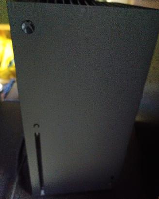 Xbox series x usata circa un mese