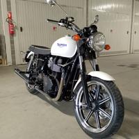 Triumph Motorcycles Limited 986mf Bonneville
