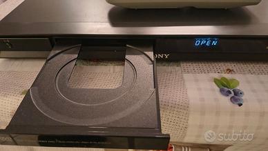 Lettore CD/DVD da tavolo SONY