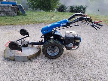 Motocoltivatrice BCS 740 con disco rasaerba